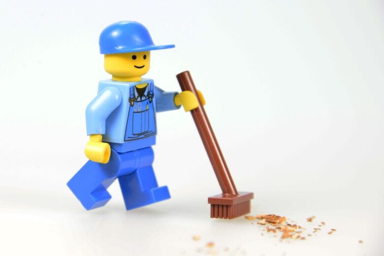 lego, legomaennchen, male, workers, work, sweep, sweeping week, clean, clean up, best, brush, close up, sculpture, toy, building blocks, lego blocks, built, figure, accessories, broom, lego, lego, lego, lego, lego, clean, clean up, broom